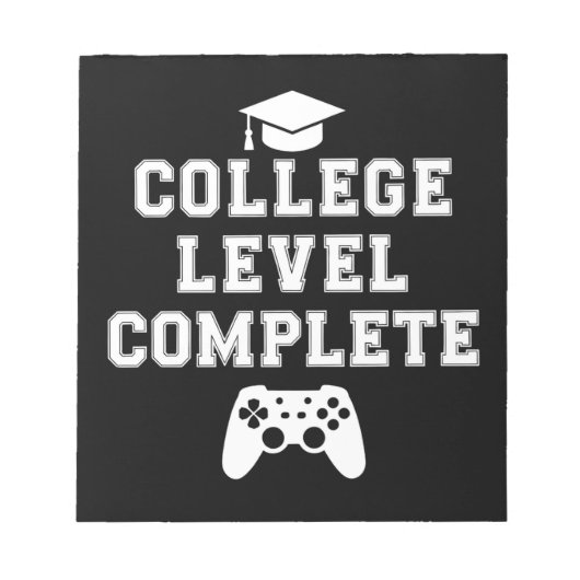 大学卒業を果たしたゲーマー ノートパッド (正面)