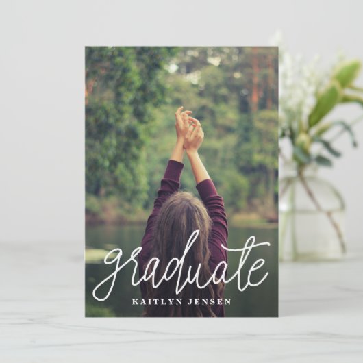 大学院のかわいくカジュアルなタイポグラフィの卒業の写真 招待状 (スタンド正面)