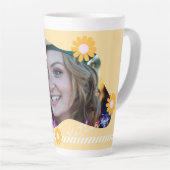 大学院デイジー写真ベージュ カフェラテマグ (右アングル)