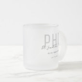 大学院ブラックグレー日付学位PhD フロストグラスマグカップ (正面右)