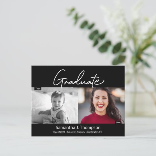 大学院モダンの脚本と今の卒業写真 案内ポストカード (スタンド正面)