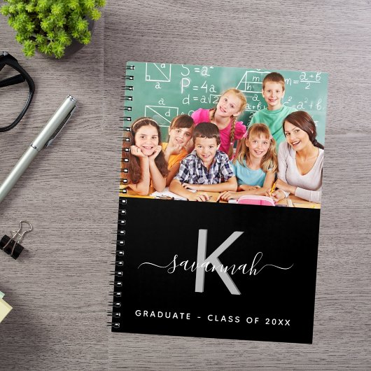 大学院2025年写真白黒モノグラム ノートブック