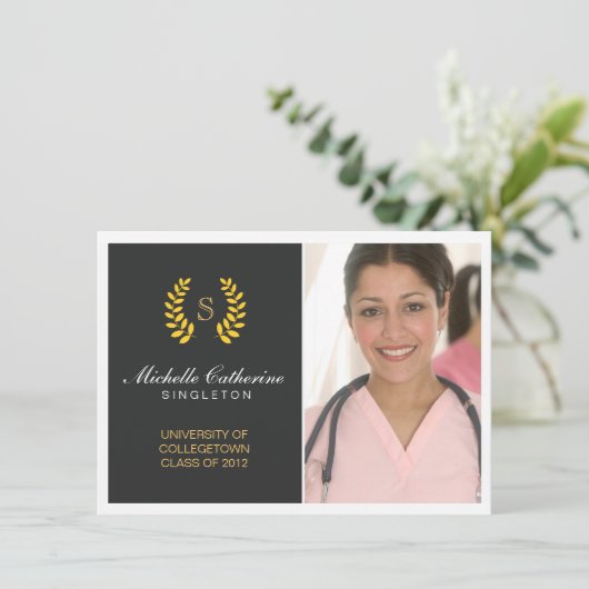 大学黒及び金ゴールドの卒業の発表 案内状 (スタンド正面)