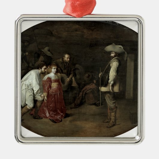 大尉の前に持って来られる メタルオーナメント (正面)