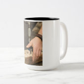 大工のマグ ツートーンマグカップ (正面右)