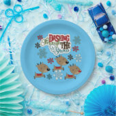 大急ぎで雪を投げる ペーパープレート (パーティー)