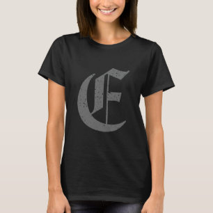 大文字E グランジ Tシャツ
