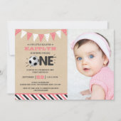 大物を蹴ること |サッカーの最初の誕生日の写真 招待状 (正面)