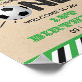 大物を蹴ること |サッカーの最初の誕生日へようこそ ポスター (角)