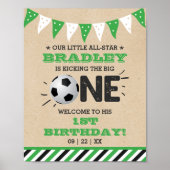 大物を蹴ること |サッカーの最初の誕生日へようこそ ポスター (正面)