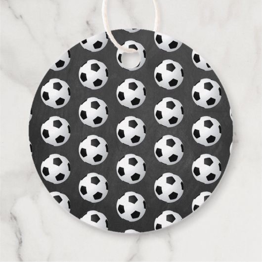 大物を蹴ること |サッカー1回目の誕生日 フェイバータグ (裏面)