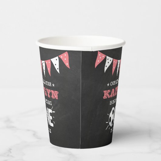 大物を蹴ること |サッカー1回目の誕生日 紙コップ (右)