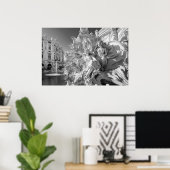 大理石の像イタリアンの噴水B&W写真 ポスター (ホームオフィス)