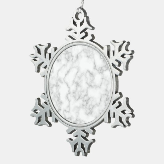 大理石の大理石模様の背景をマーリング スノーフレークピューターオーナメント (右)