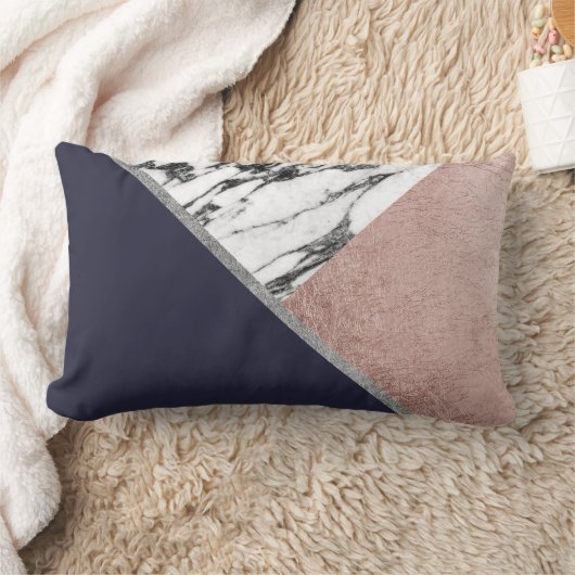 大理石の幾何学的なばら色の金ゴールドの濃紺の三角形 ランバークッション (ブランケット)
