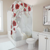 大理石の背景に結晶の赤いバラ シャワーカーテン (インサイチュ)