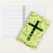 大理石の背景を持つ黒と緑の十字 ノートブック (内側)