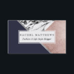 大理石バラ金ゴールドネイビーブルー三角形ジオメトリック 名刺<br><div class="desc">このシックモダンな白黒の大理石、印刷されたバラ金ゴールドフェイク、ネイビーブルーの三角形の幾何学的および銀色の輪郭は、トレンディーと個人に最適スタイリッシュである。そのファッショナブルシンプルでプリント素晴らしは、多くのギフトや大事な行事のために。</div>