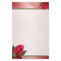 大理石模様をつけられたピンクの赤い開花