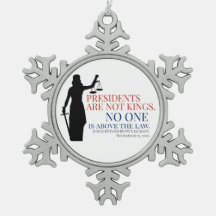 大統領は国王ではない。誰も法を超越しているわけではない