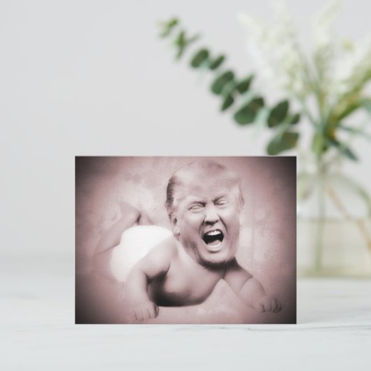 大統領へのトランプスリップまたは滑ることのピンクのポストカード ポストカード (スタンド正面)