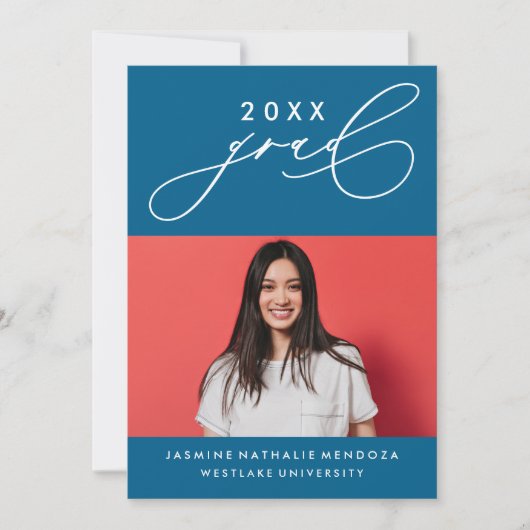 大胆で独創的なカリグラフィー卒業式招待状 招待状 (正面)