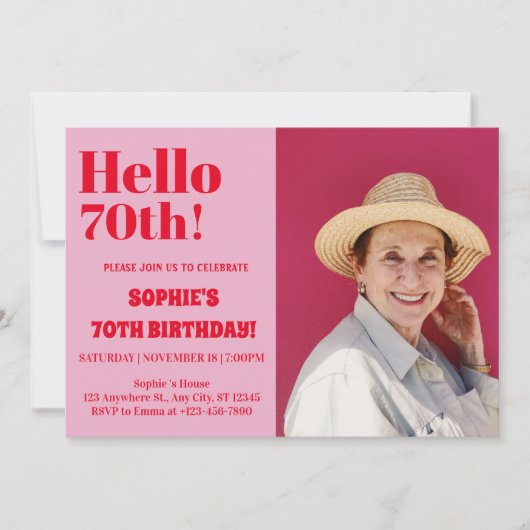 大胆なタイポグラフィ ピンク モダン セブンティ 70歳の誕生日 招待状 (正面)