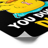 大胆なダッキー – 乳がん戦士 ポスター (角)