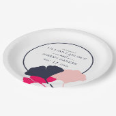 大胆なモダンネイビーとピンクの銀杏の葉のウェディング ペーパープレート (アングル)