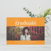 大胆な卒業生 | 写真付き卒業招待状 招待状 (スタンド正面)