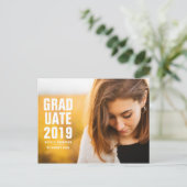 大胆な現代の2019年卒業生 インビテーションポストカード (スタンド正面)