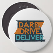 大胆にラウンドボトルを運ぶ 缶バッジ (正面&裏面)