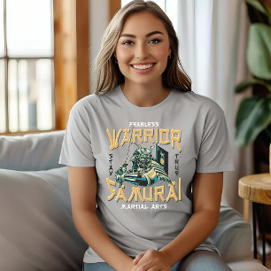 大胆不敵な戦士Tシャツ Tシャツ