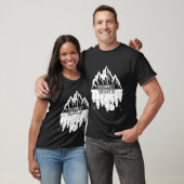 大自然を探検しよう アウトドア・アドベンチャー カメラを外せ Tシャツ (ユニセックス)