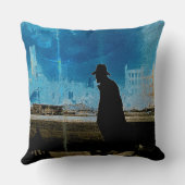 大虐殺を通じた人間の歩くの苦労1871アート クッション (裏面)