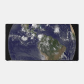 大西洋で熱帯嵐を示す全地球 デスクマット (正面)