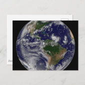 大西洋の熱帯性嵐のある完全な地球 ポストカード (正面/裏面)