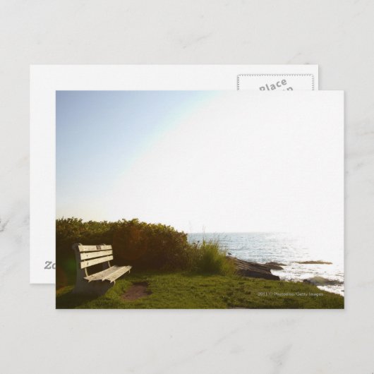 大西洋を見下ろす公園のベンチ海 ポストカード (正面/裏面)
