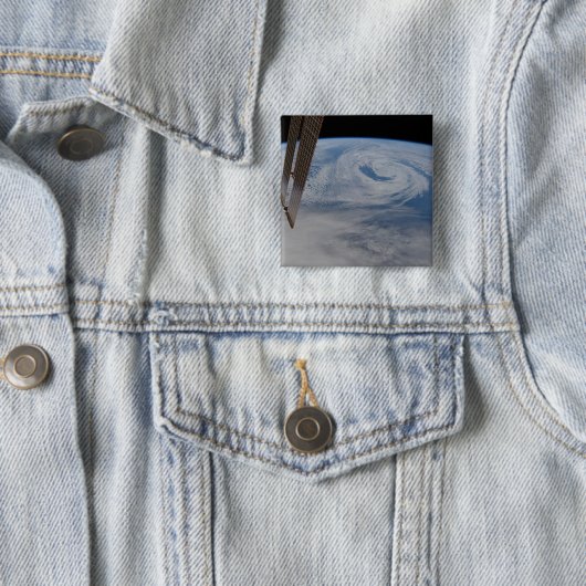 大西洋中部低気圧システム。 缶バッジ (インサイチュ)