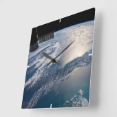 大西洋国際的上のSpce駅 スクエア壁時計 (傾斜)