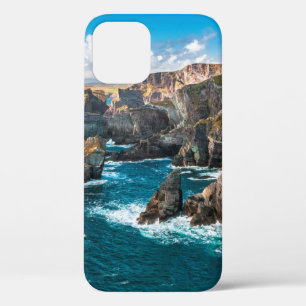 大西洋岸のミゼン岬の劇的な風景 iPhone 12ケース