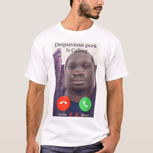 大豚肉がジョン・ポーク・ミーム・ジョークを変と呼んでいる Tシャツ (正面)