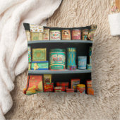 大量のカラフルヴィンテージ缶が表示される クッション (ブランケット)