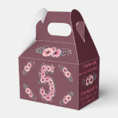 大5誕生日ピンク花少女の緑の葉 フェイバーボックス (裏面サイド)