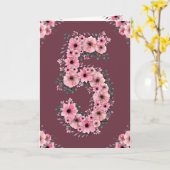 大5誕生日ピンク花緑の葉少女 カード (黄色い花)