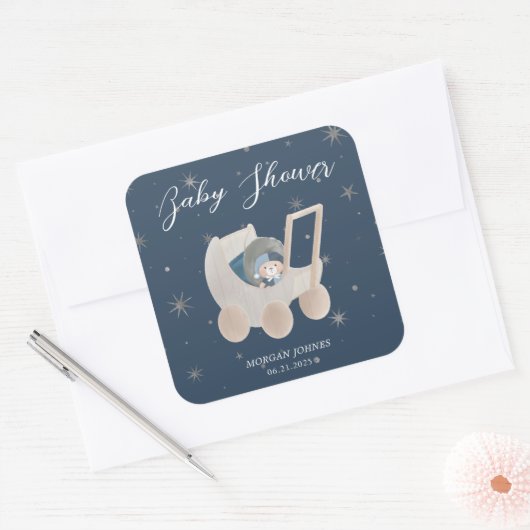天にかわいいクマの赤ちゃんシャワー スクエアシール (封筒)