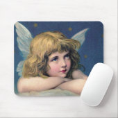 天の天使が空の雲の上で空想する マウスパッド (マウス)