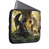 天の生き物の天使の悪魔ファンタジー ラップトップスリーブ (正面右)