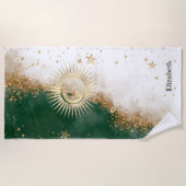天の金色の太陽と月と星の緑 ビーチタオル (正面)