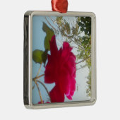 天の開花:空に対するバラ メタルオーナメント (右)